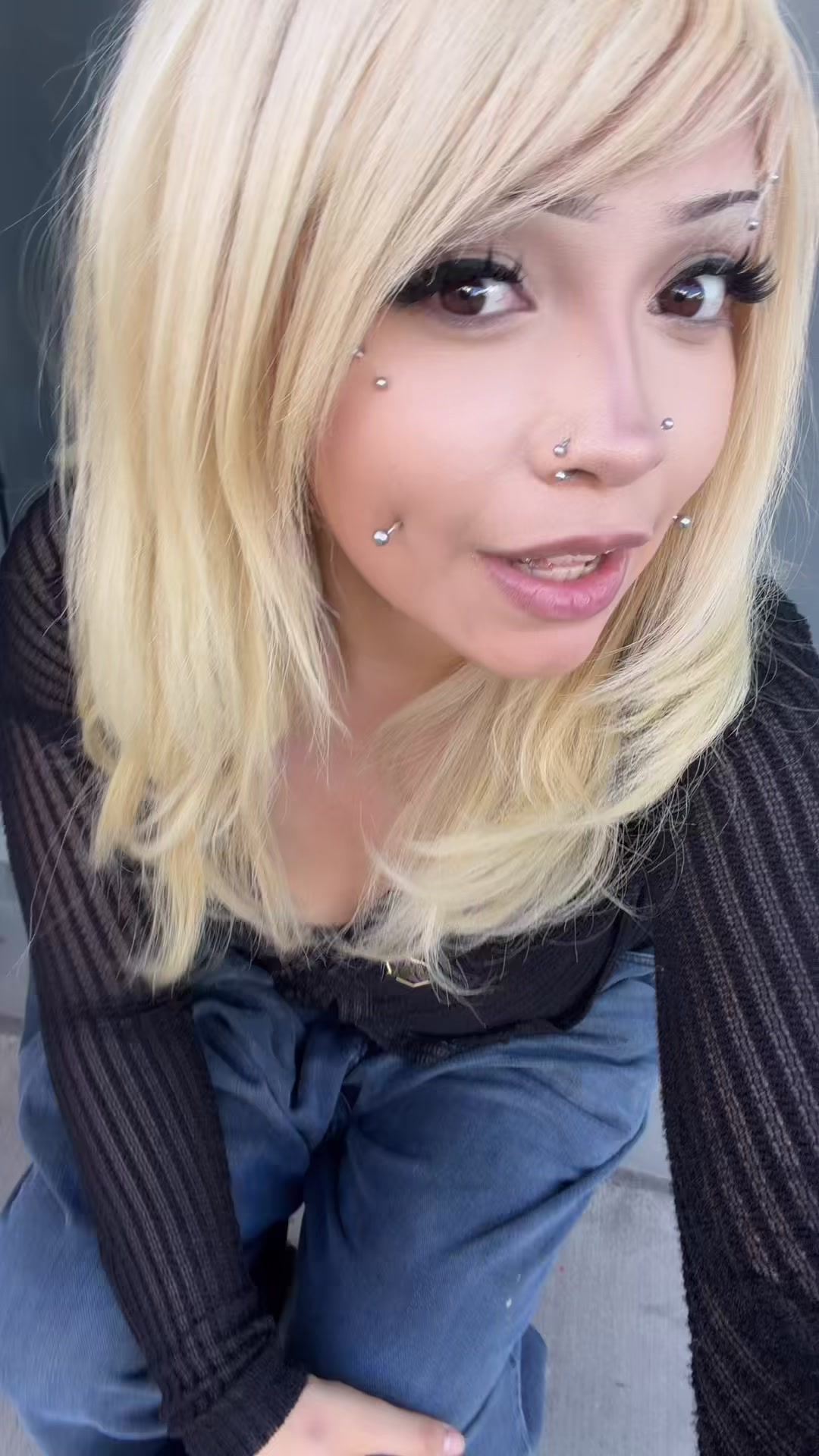 @sofi8_