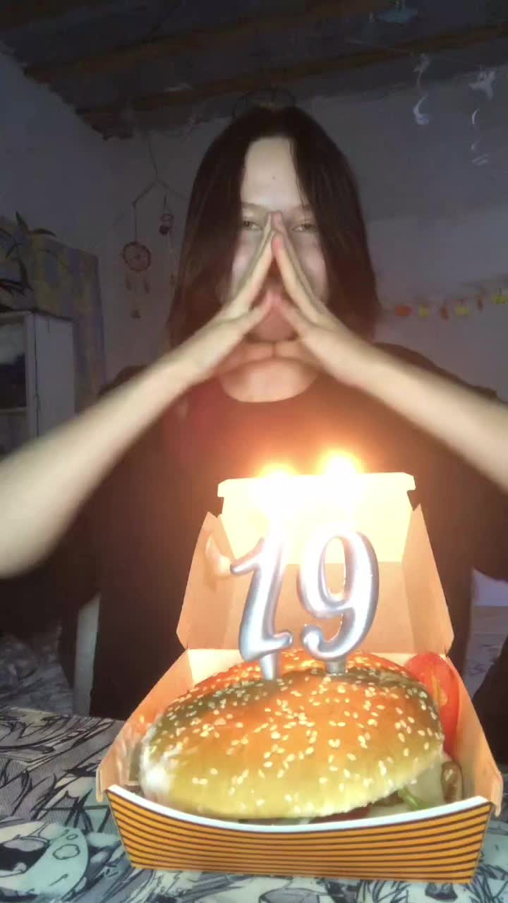 @мари⁴²