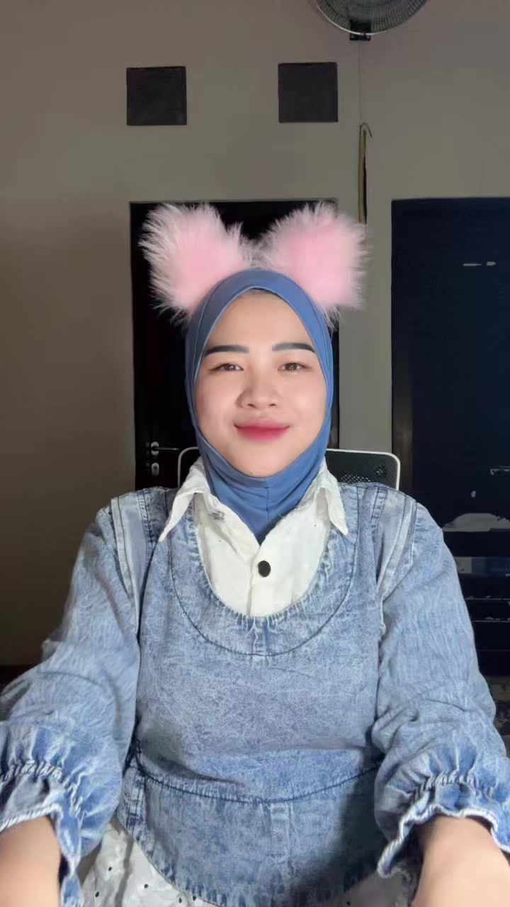 @EkaNis14