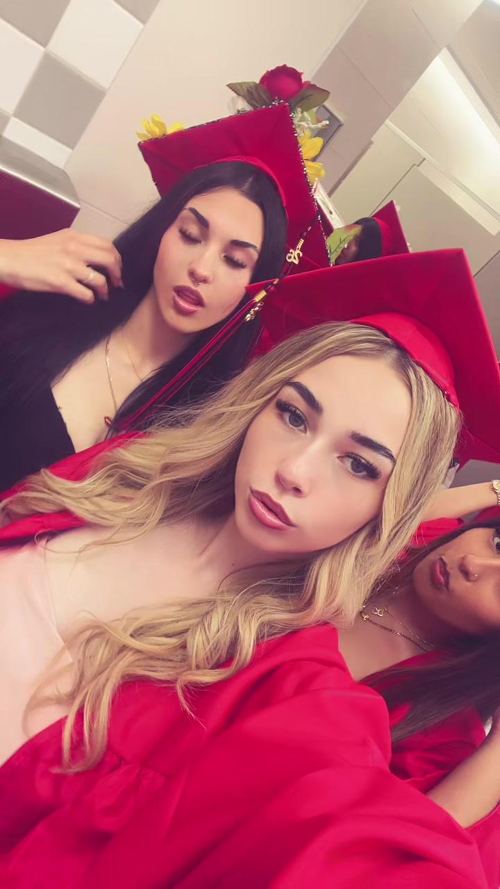 @em ๐