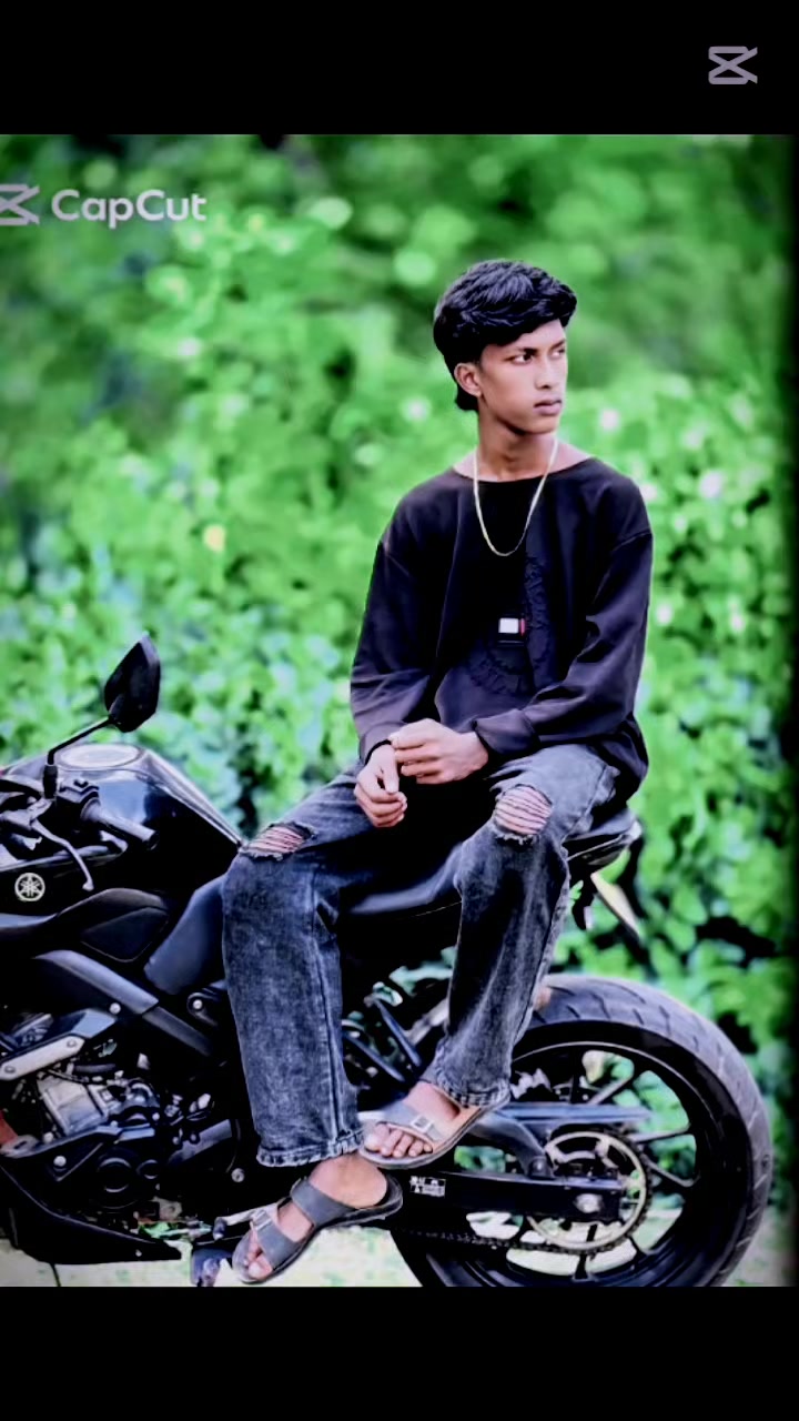 @𝐌𝐀𝐓𝐇𝐔 𝐑𝐀𝐕𝐀𝐍𝐀💥...