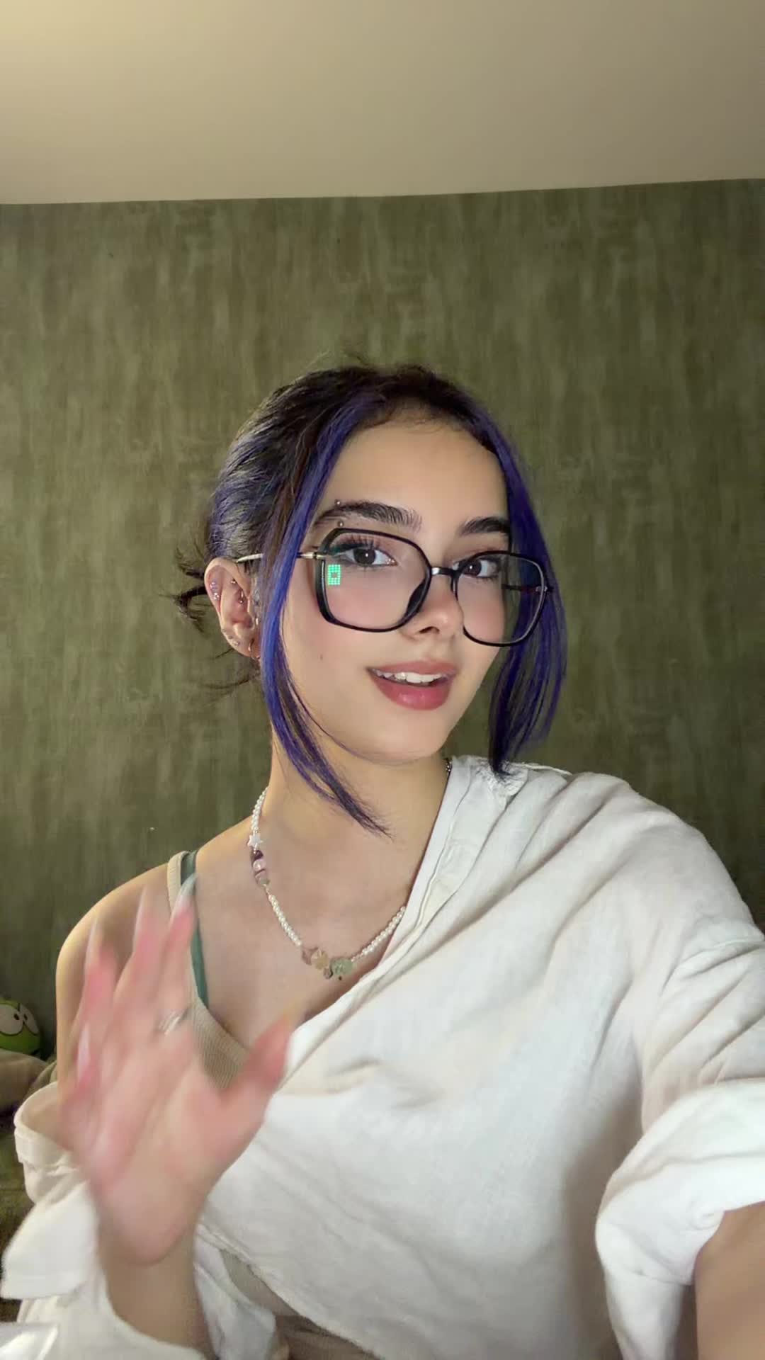 @elena