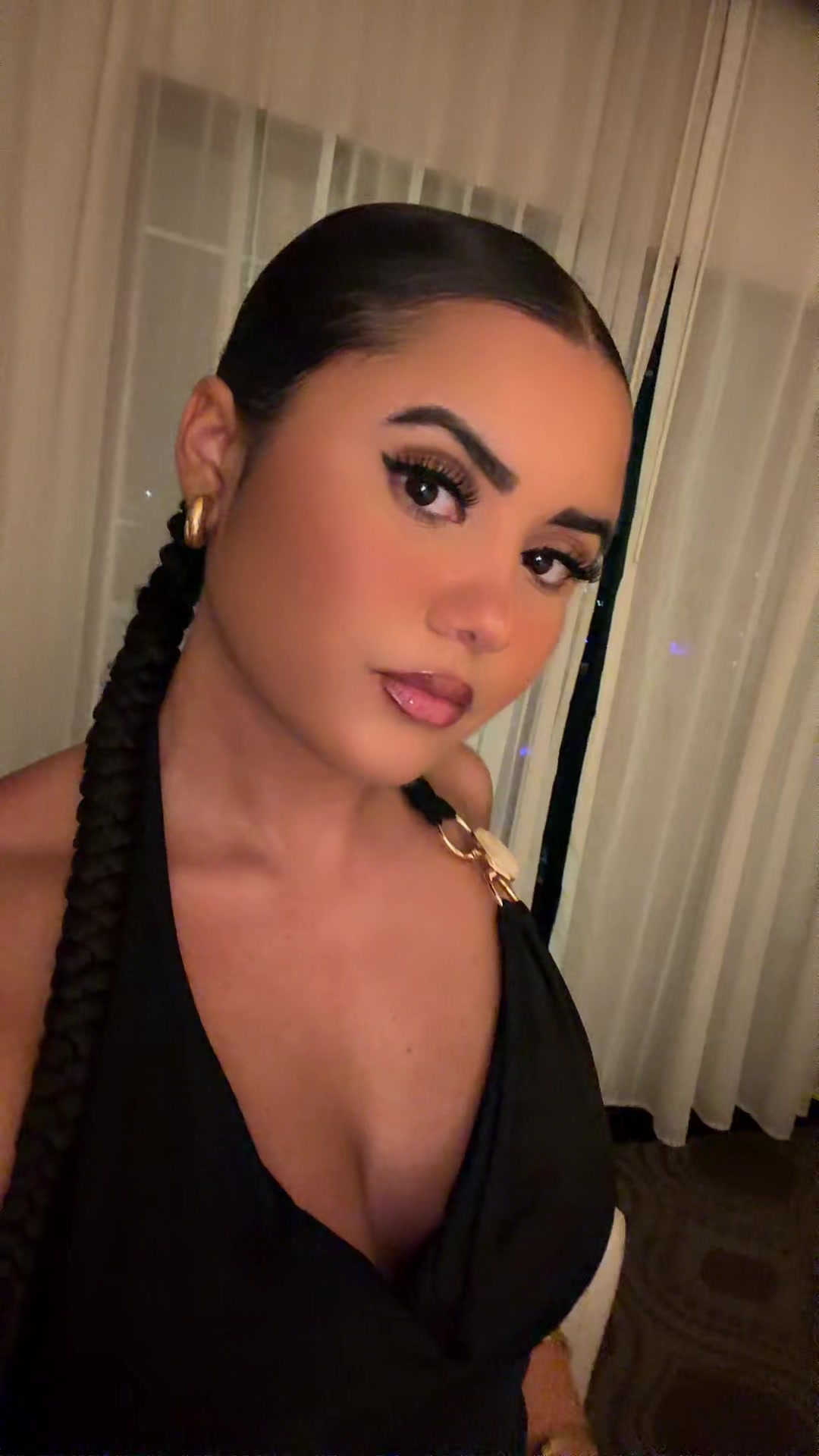 @AshleyB.