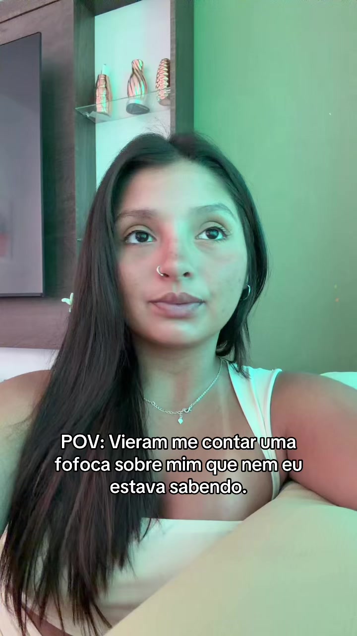 @Larinha💨