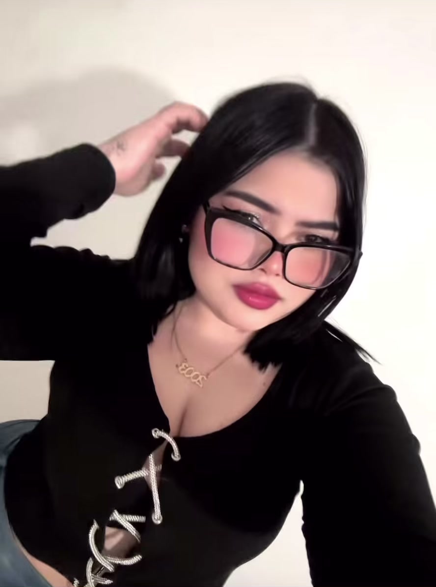 @❤️🔥🥴