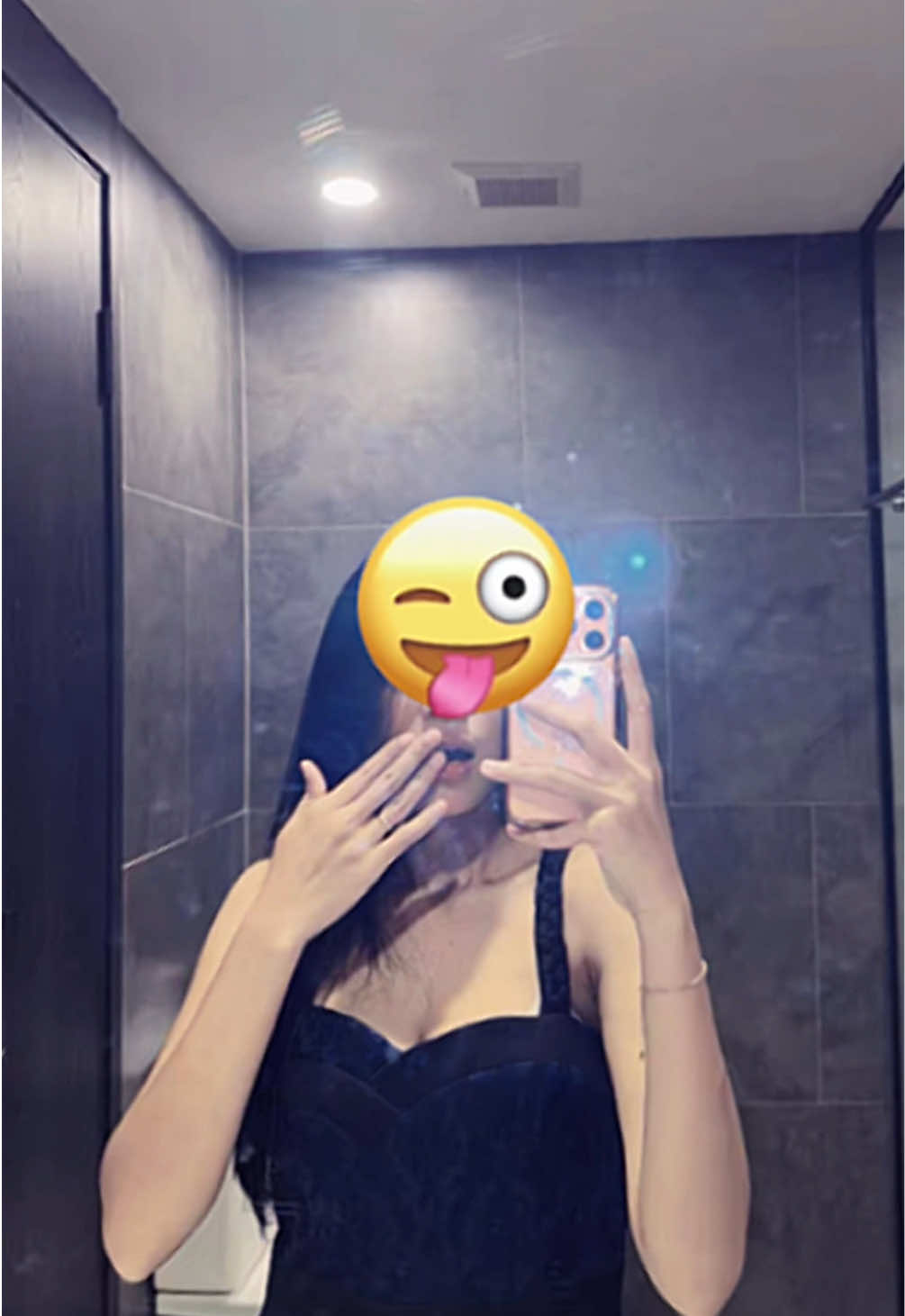 @Selartna