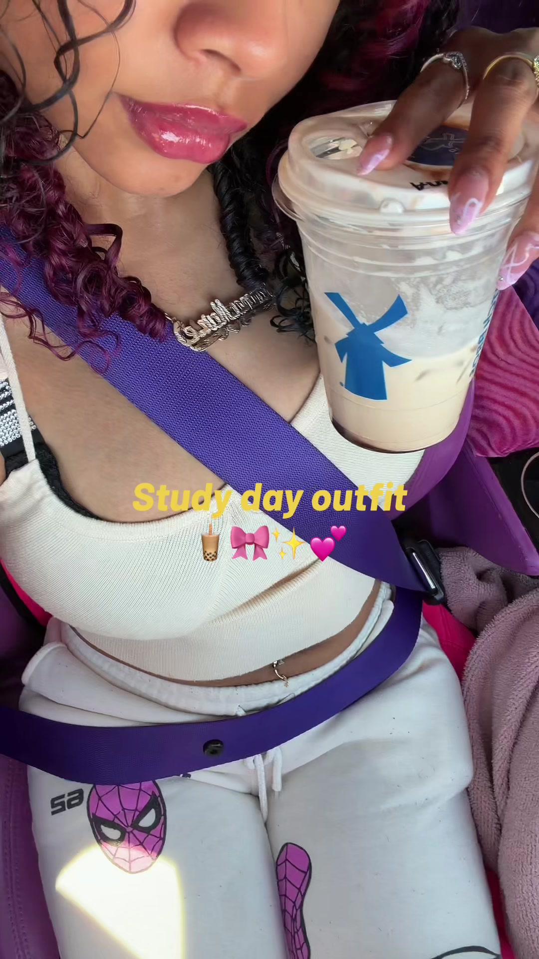 @Anna🦄✨