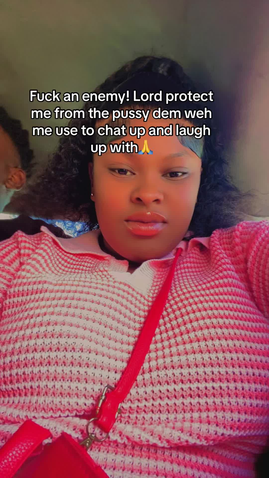 @Mona | Content Creator 🤍