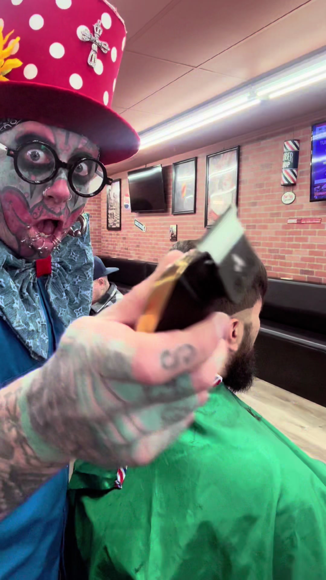 @richiethebarberclown