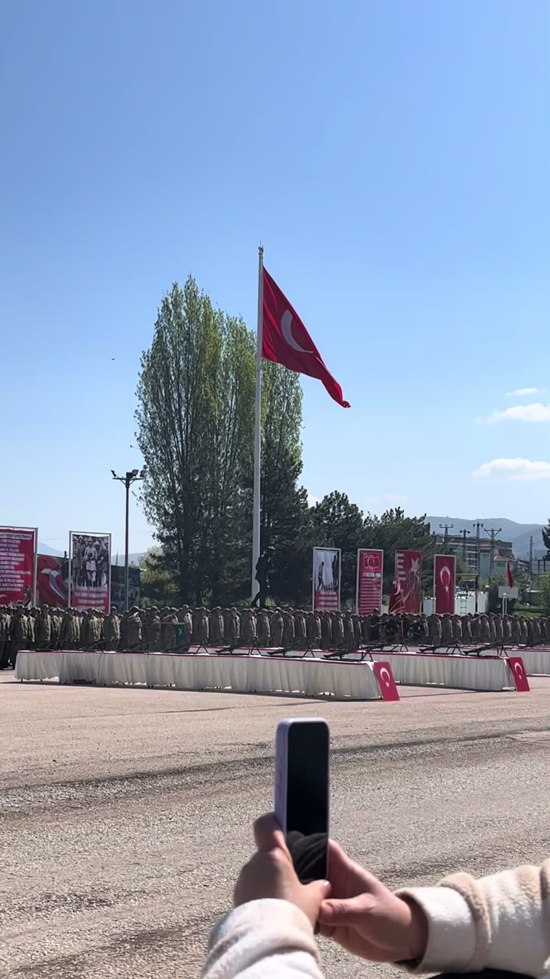 @G&ouml;khan. 7