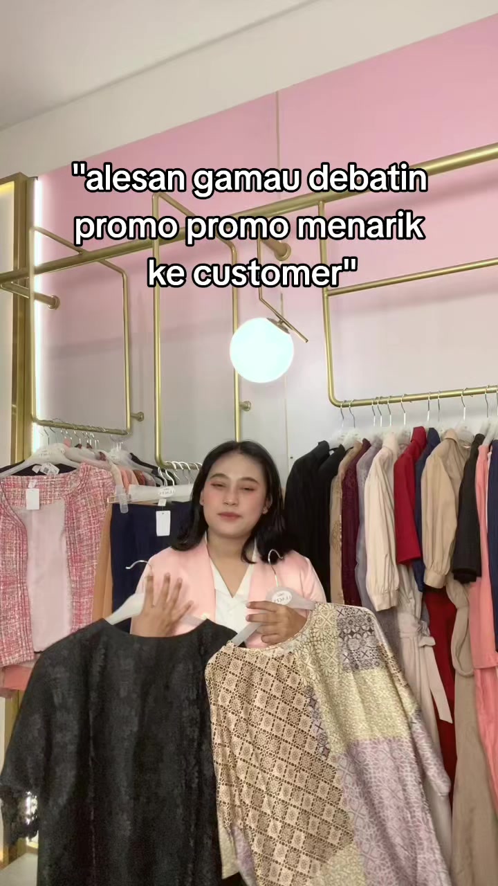 @LLACES Clothing