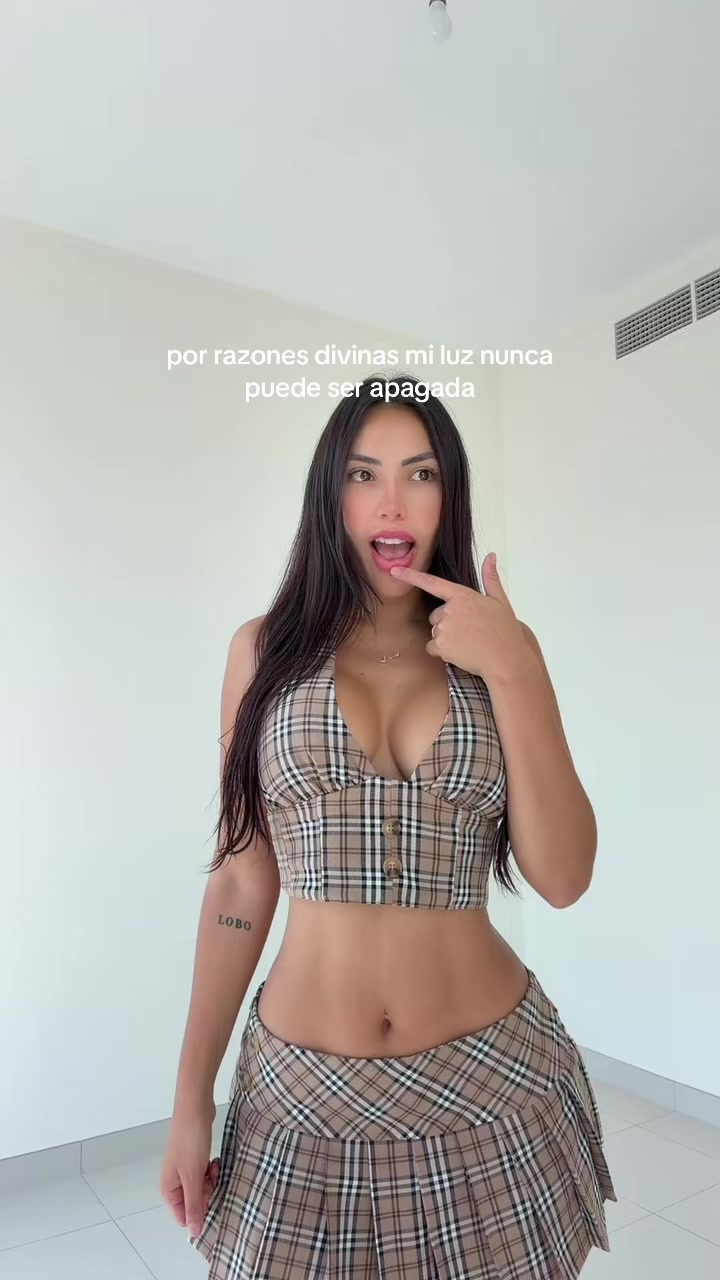 @leslyreynas