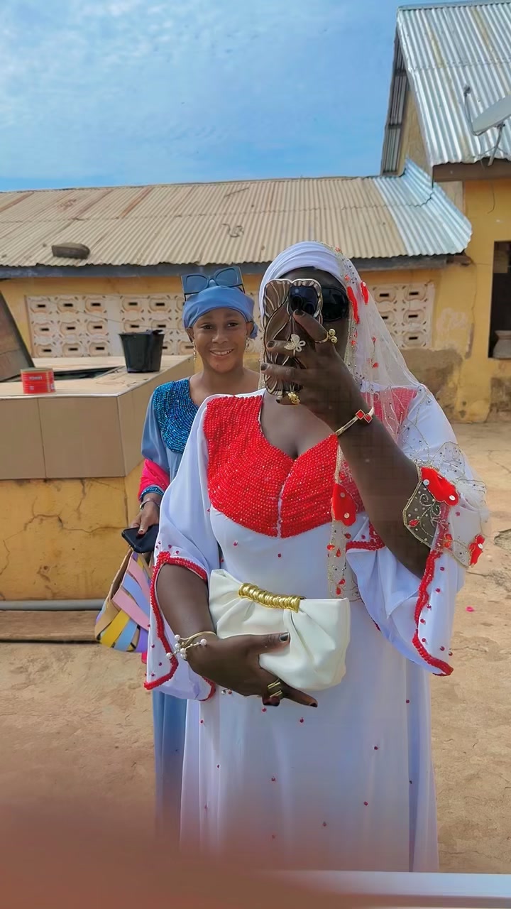 @qweendiya123
