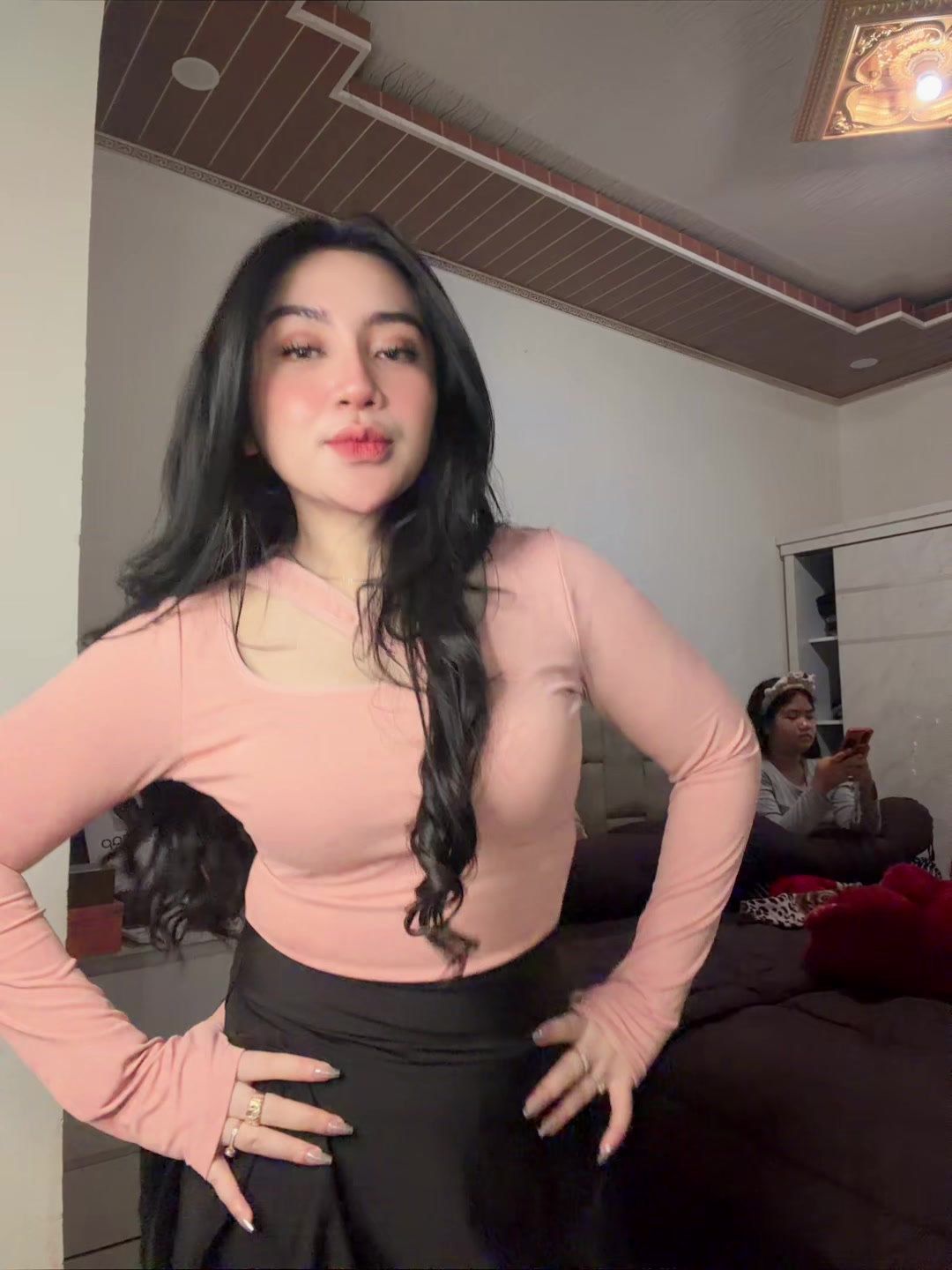 @Haayiiduniaaaaa