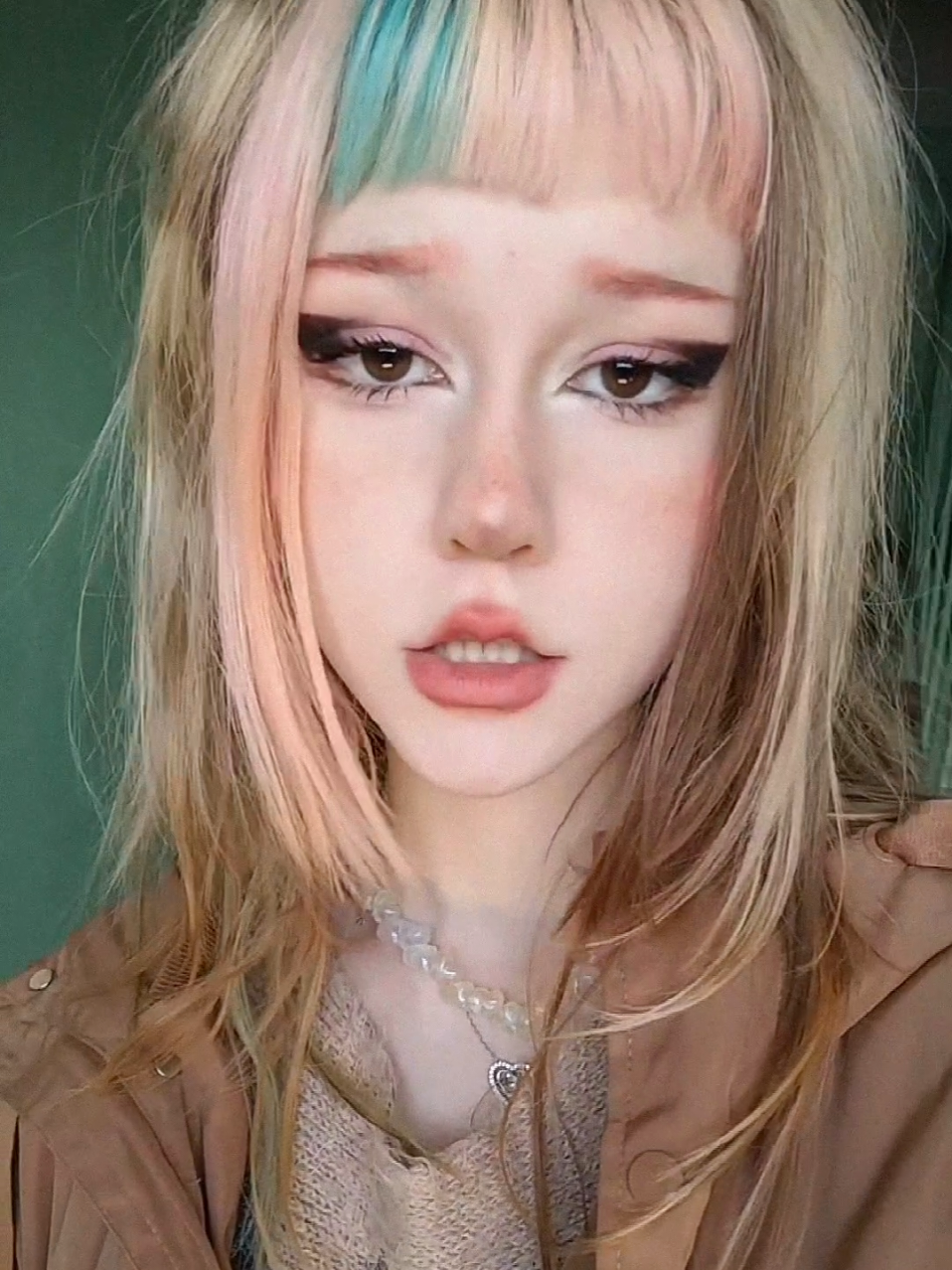 @𝓜𝓪𝓷𝓭𝓻𝓲𝓼♡