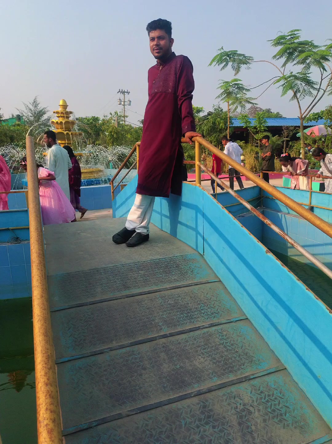 @সাদা মনের মানুষ 🥱🥱🥱🥱🥱☠️🥱