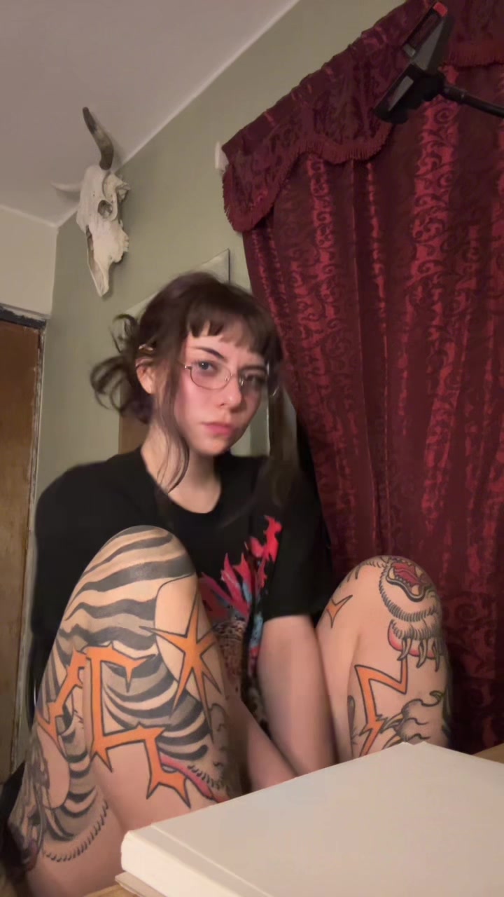 @ladyru__