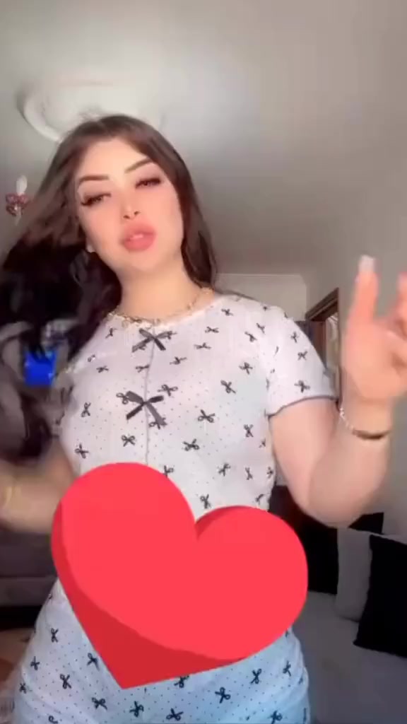 @nasrine la poupee