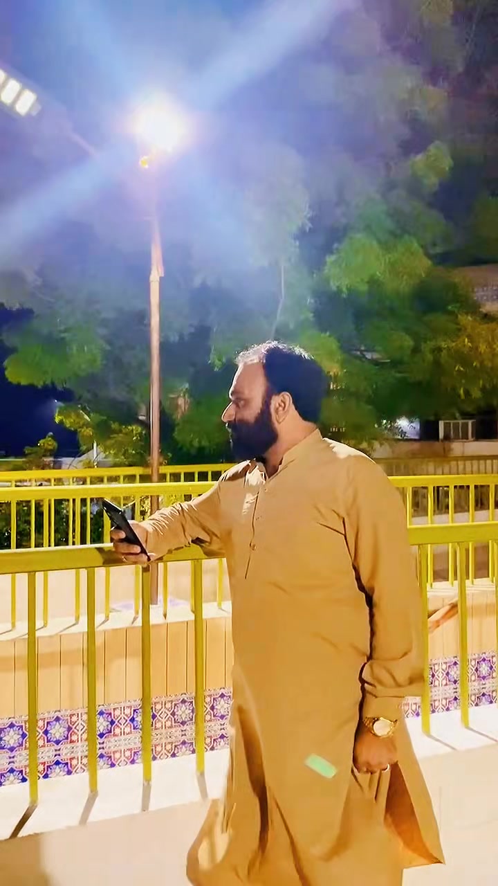 @ABID HUSSAIN👑👑