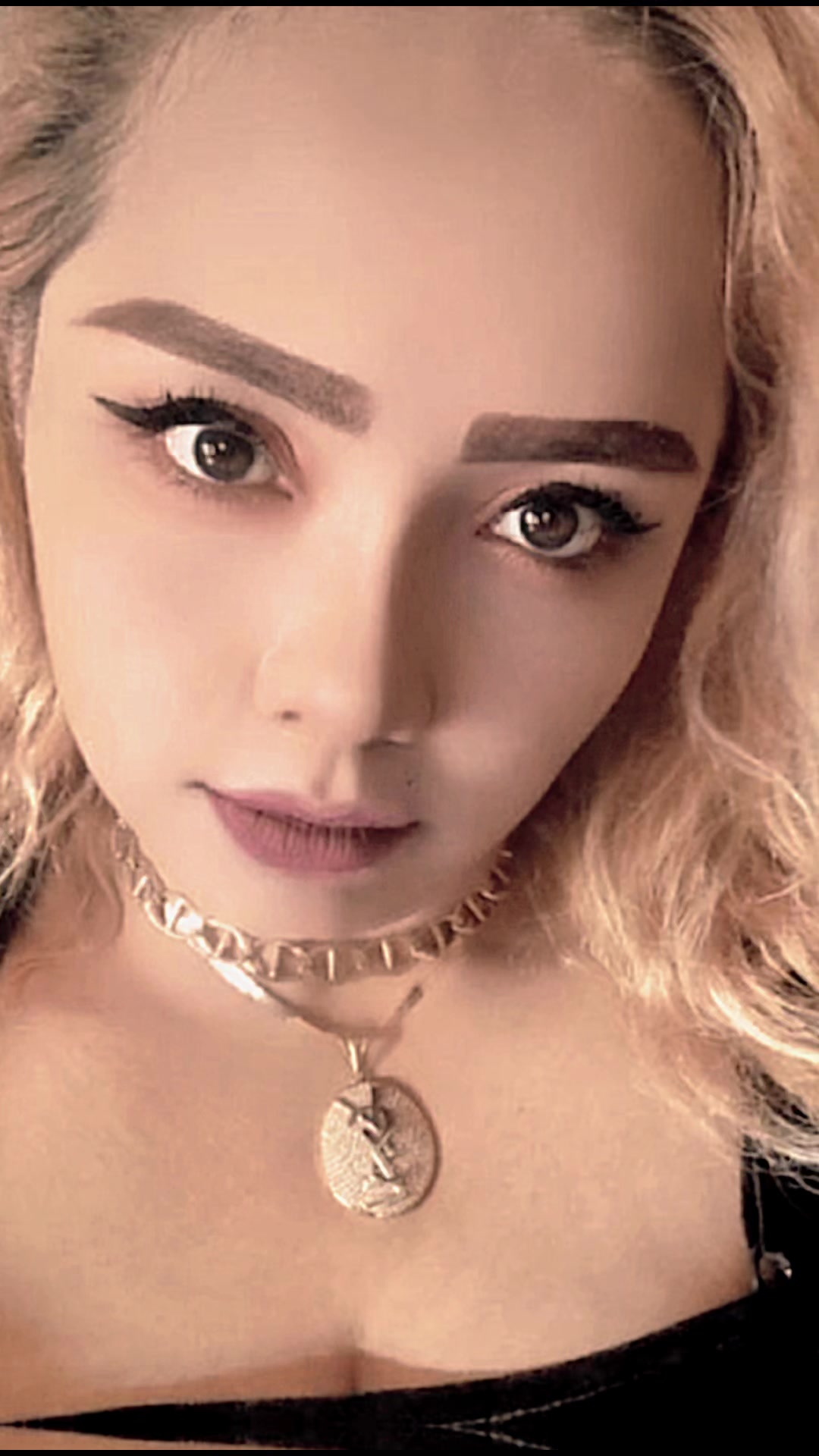 @OchiieeFashion