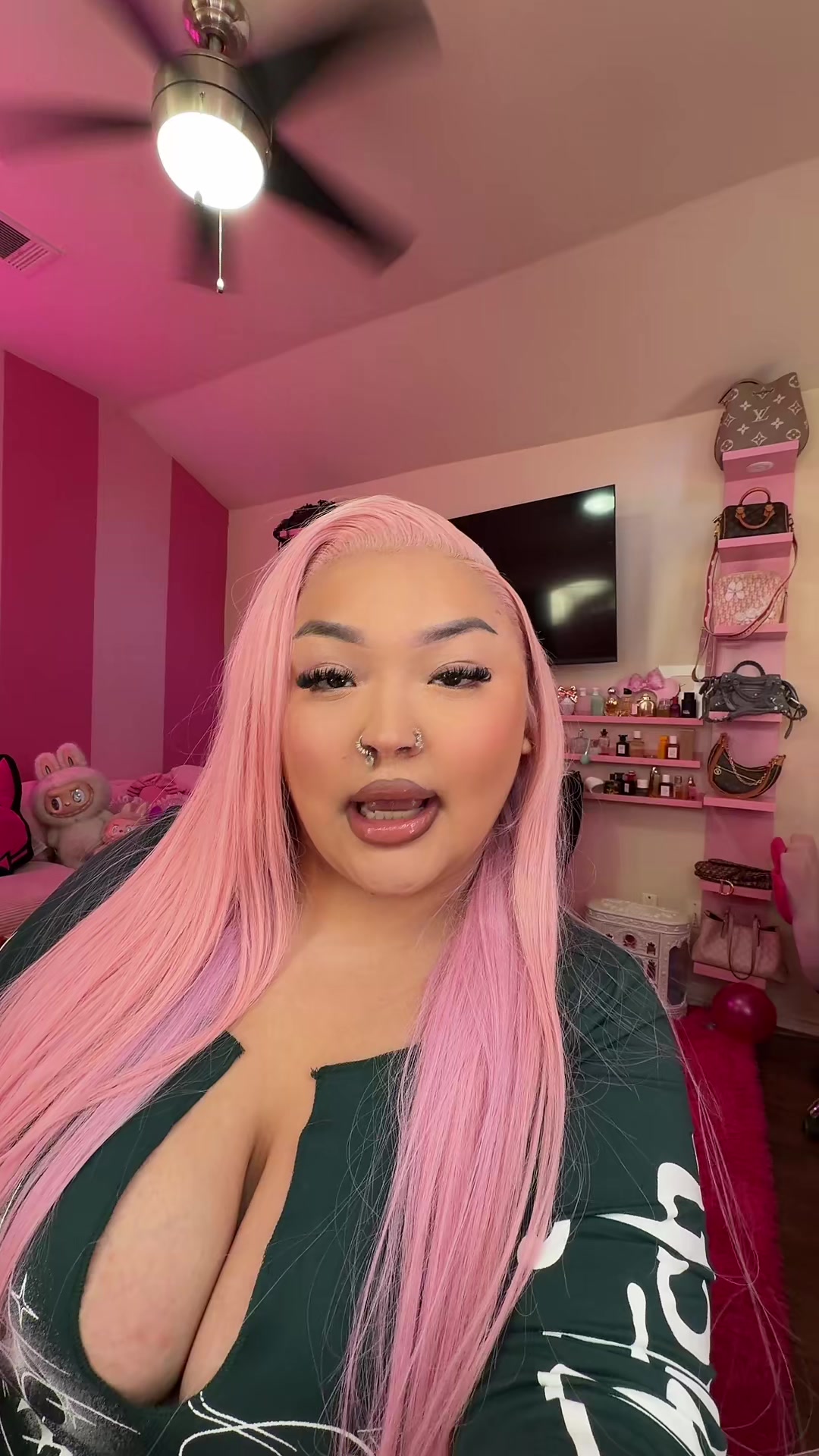 @The Pink Libra