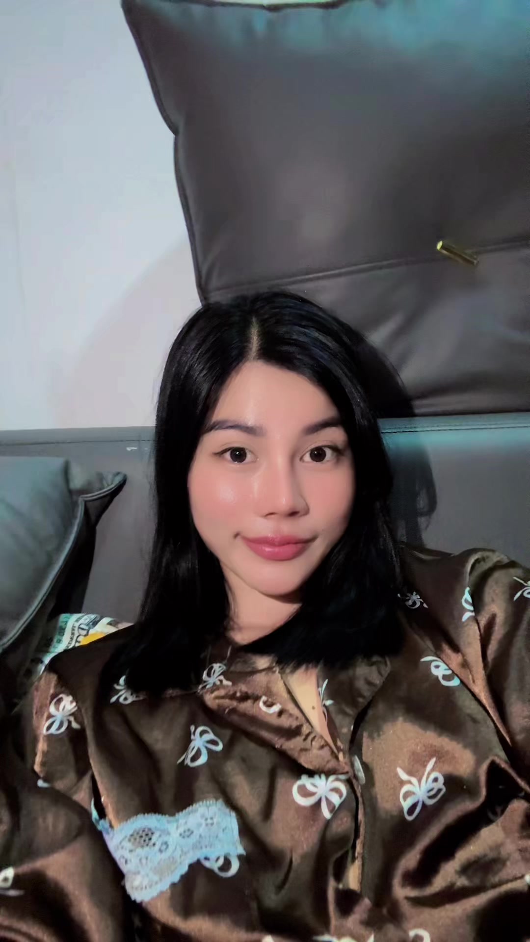 @ផេកឈ្មោះ👉🏻: ងីម រ៉ាណេ