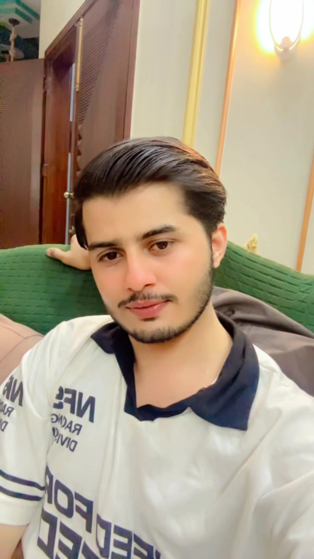 @زین