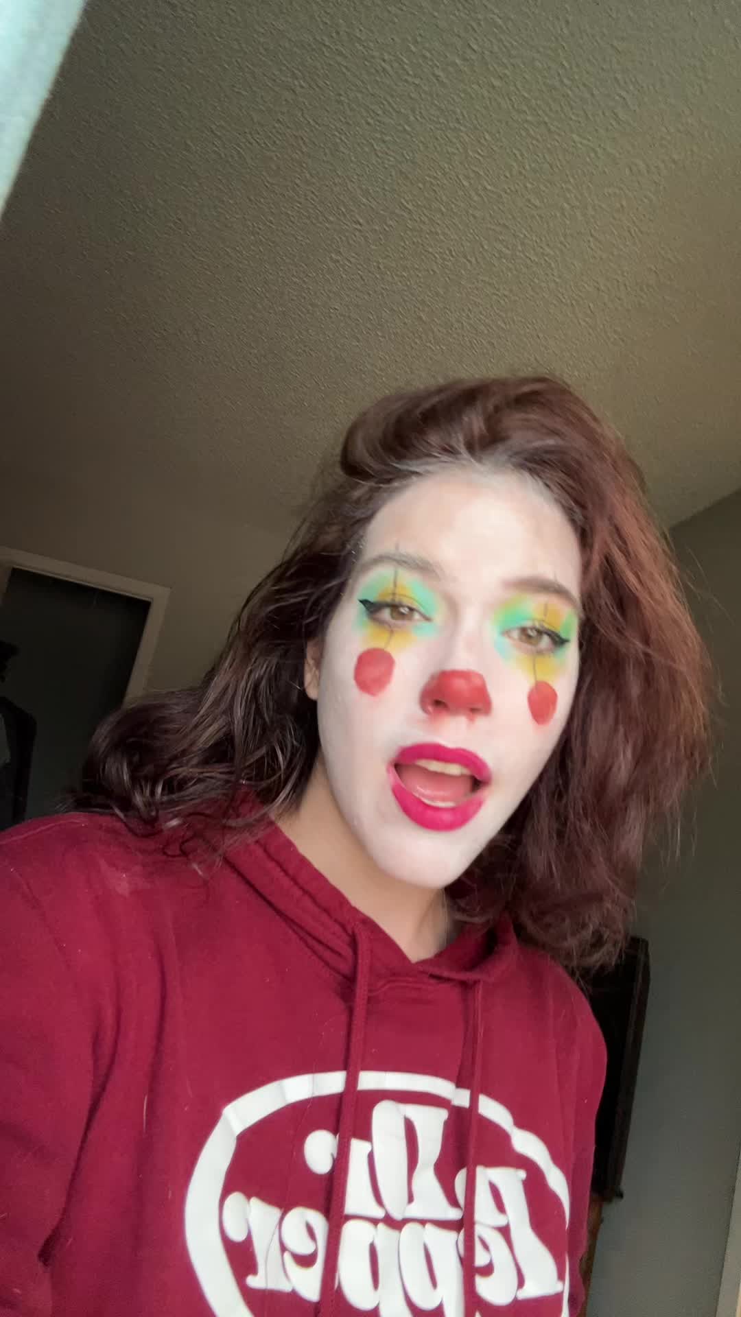 @_thatclowngirl_