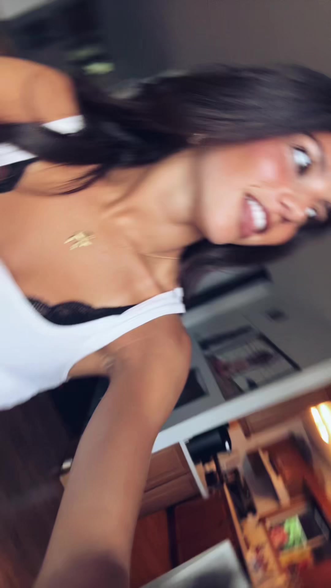 @Lo