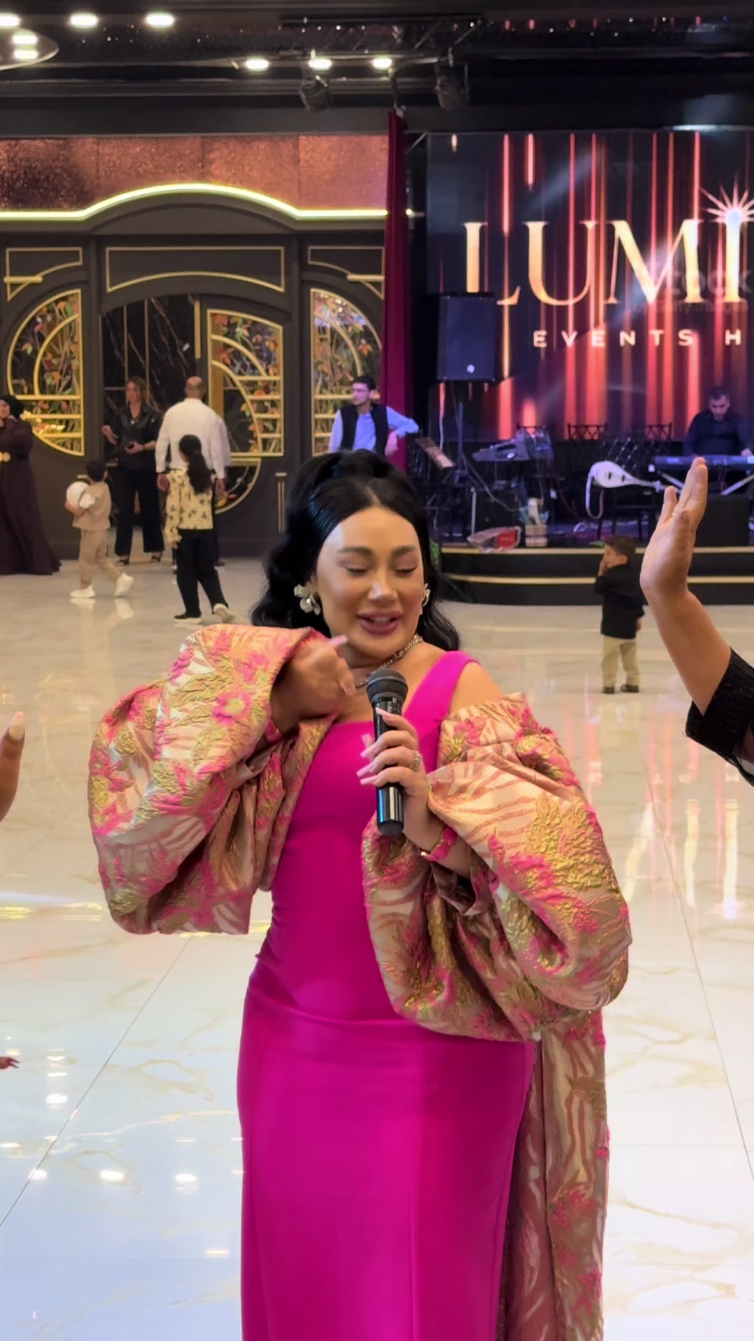 @Mehriban Qənbərova🎶