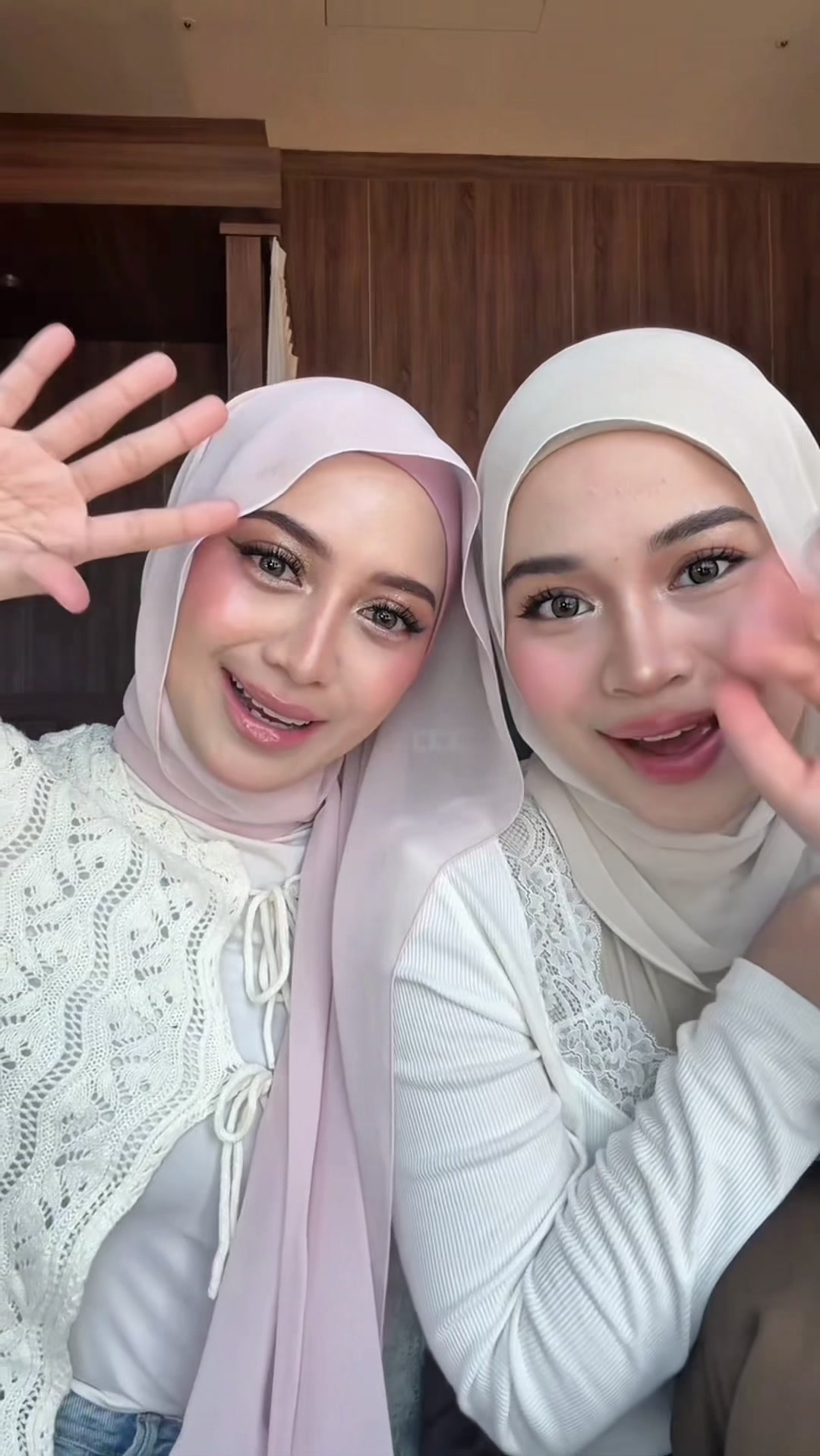@yana hassan