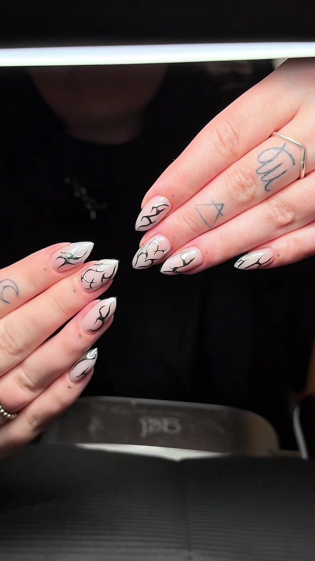 @milknails