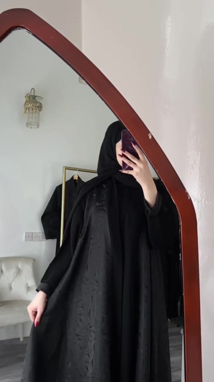 @عبايات غزال🦌🤎.