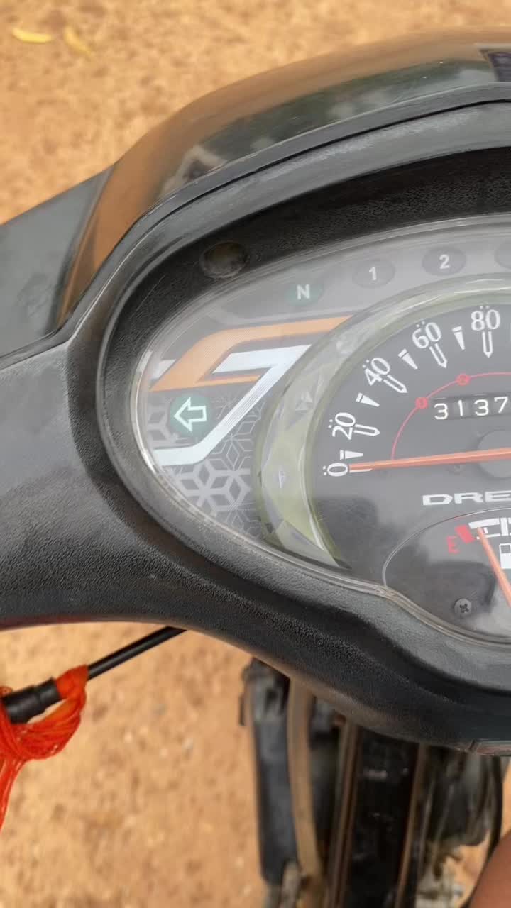 @សុឡាត់ ក្បាល់ខូច🙄