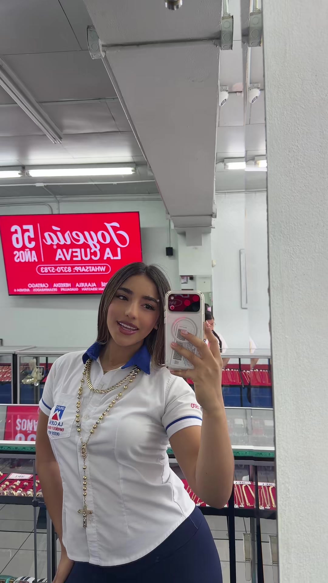 @joyerialacueva1970