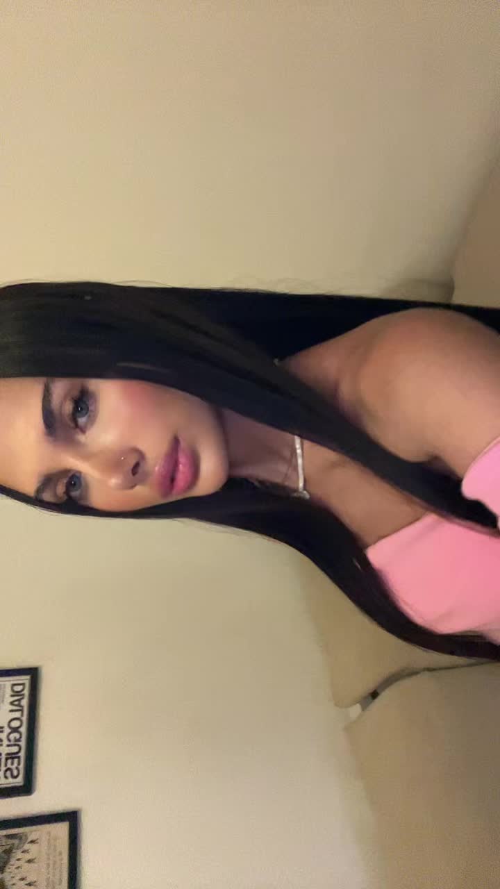 @saraborhann