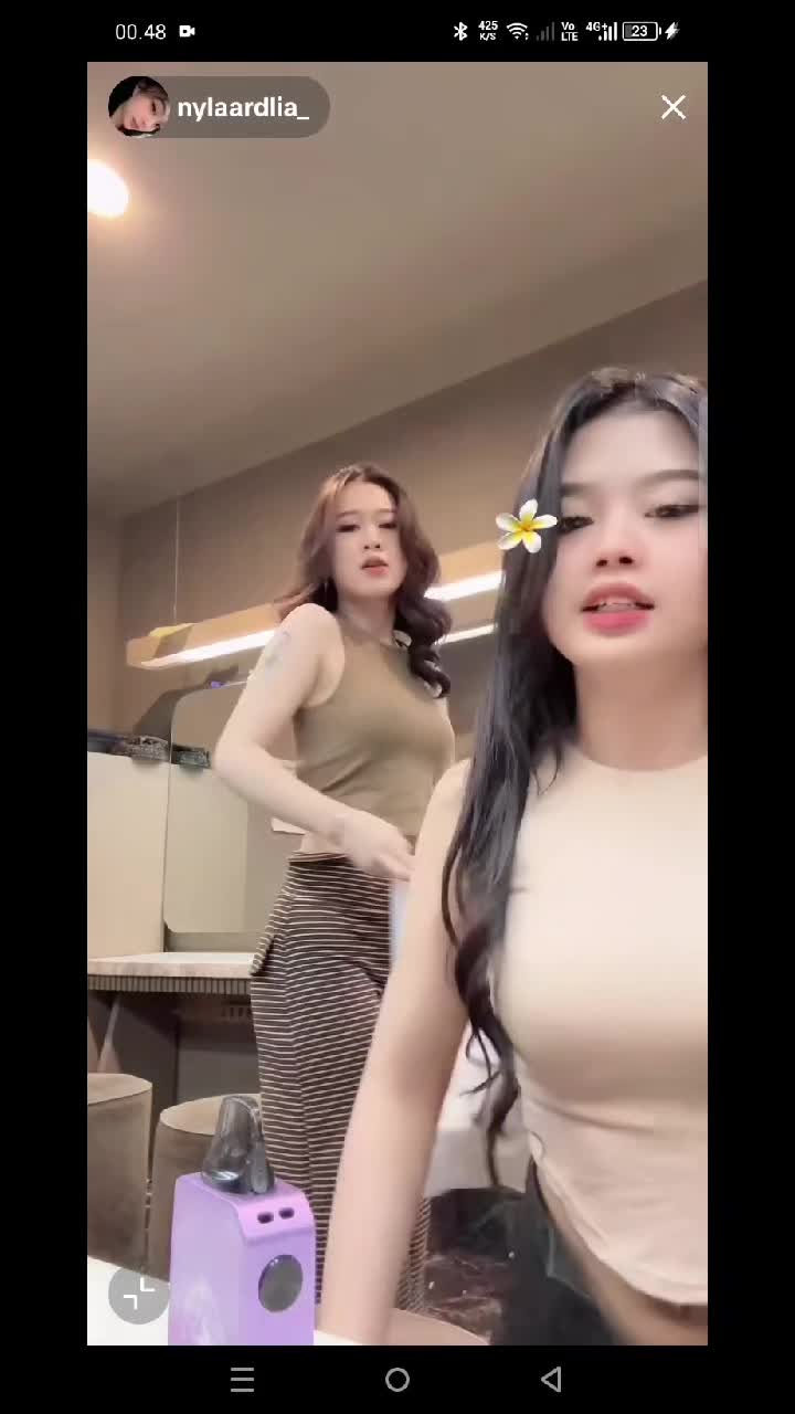 @Zi_