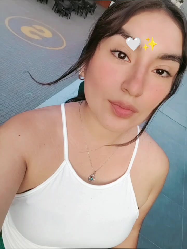 @🌸F L O R 🌸