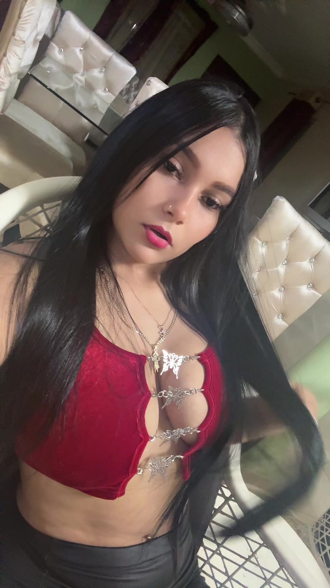 @Emy _ alv 31🍒