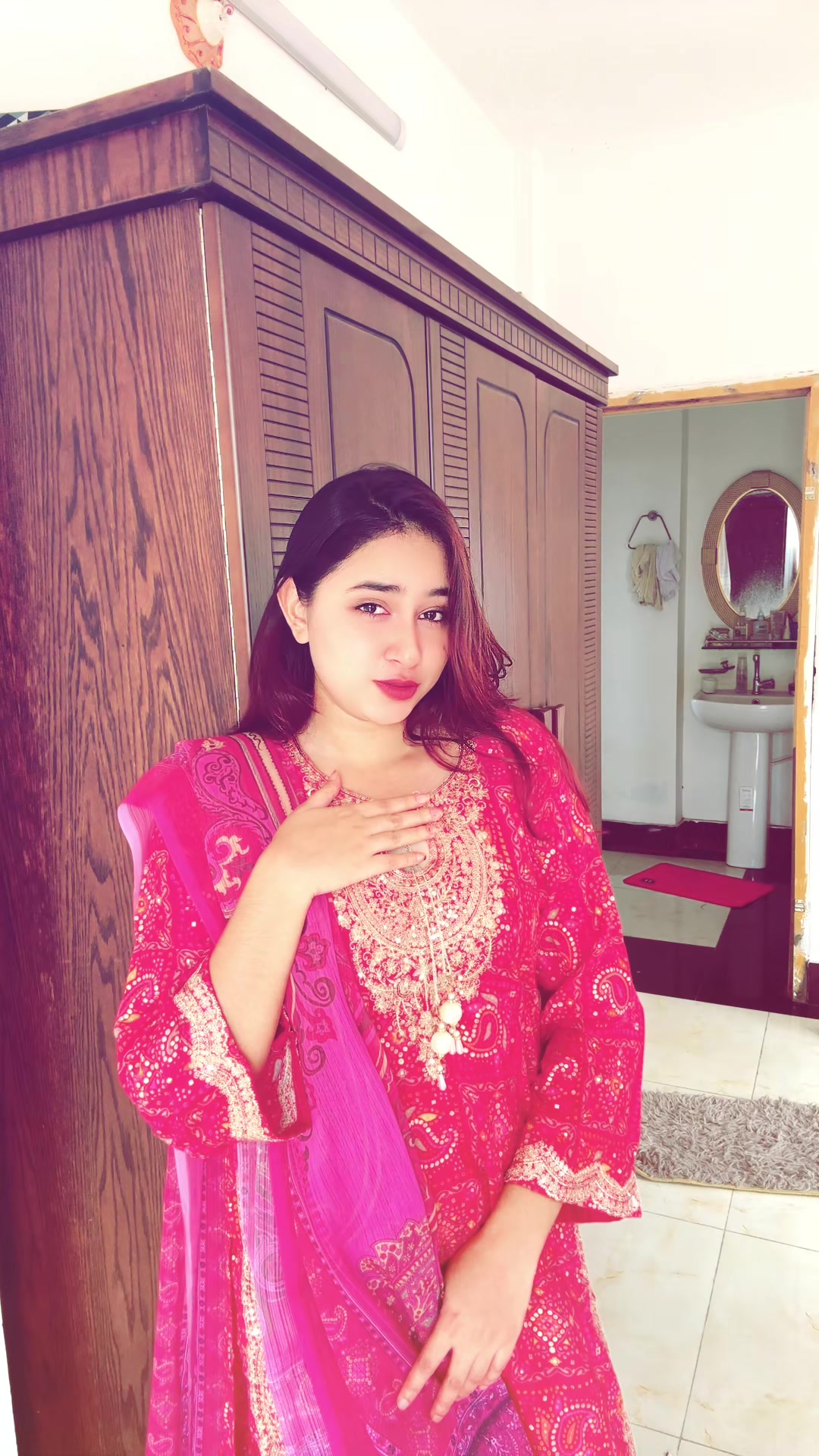 @MeGhLa🎀