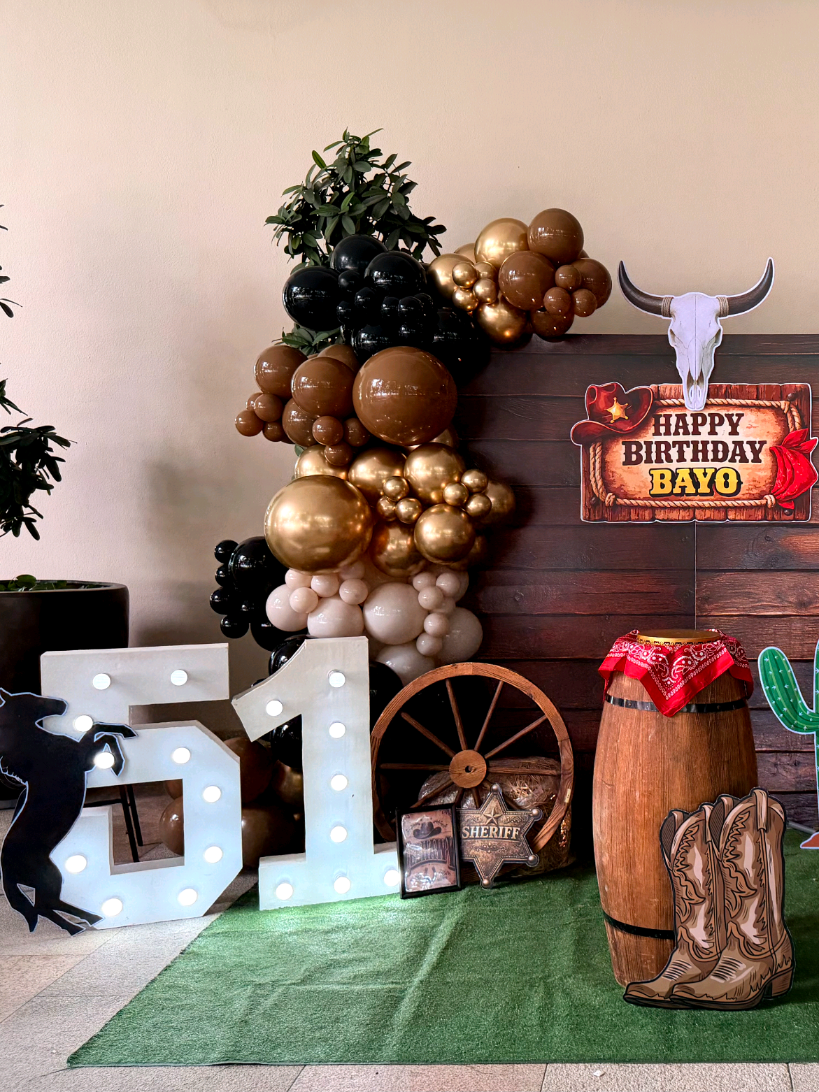 @NN Bloons Decore & Florist