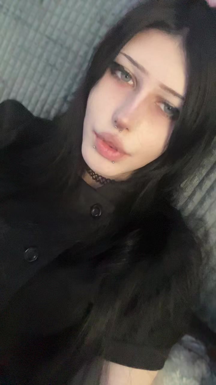 @эльза бедолага