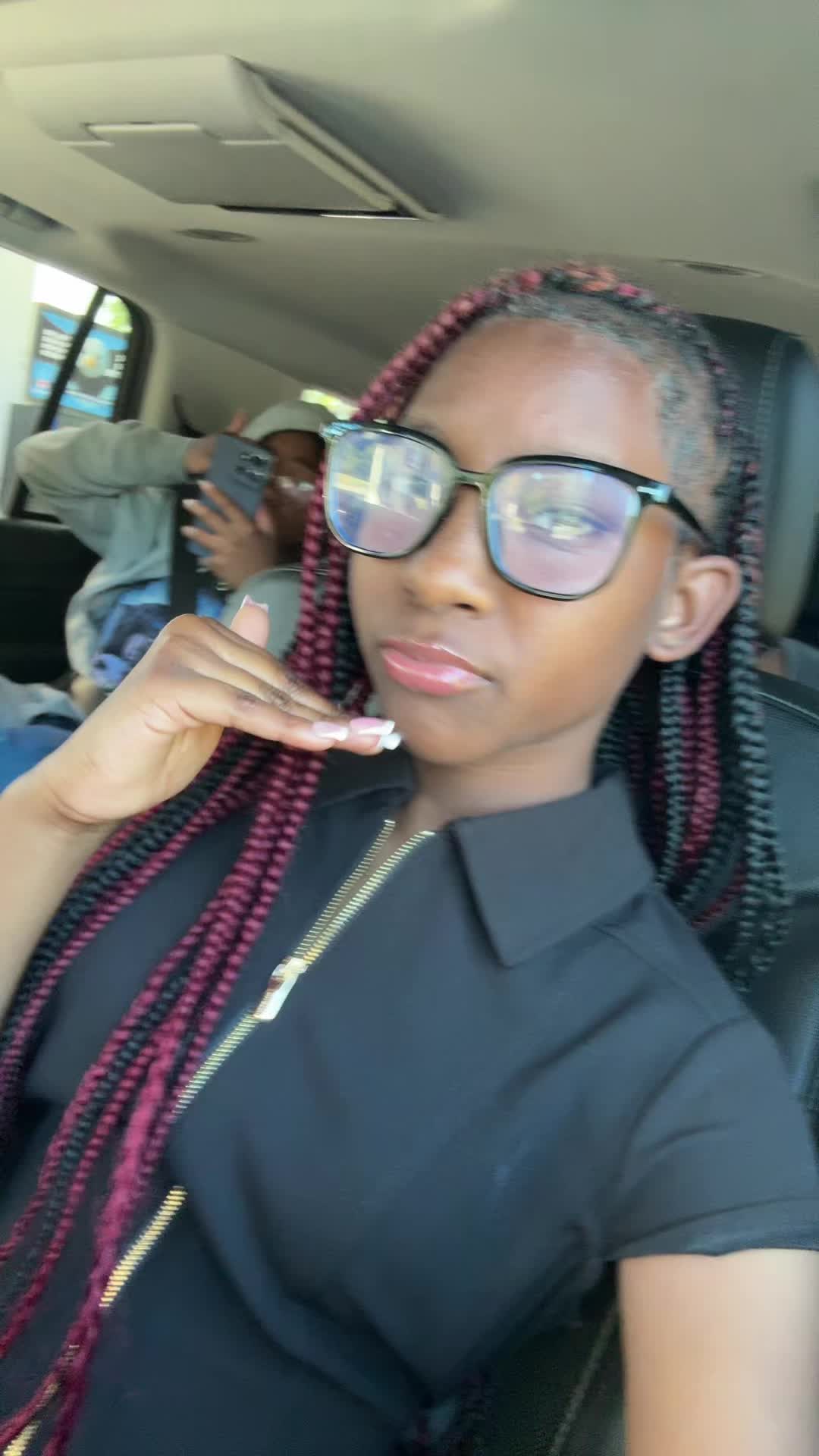 @Prettygirllexi1