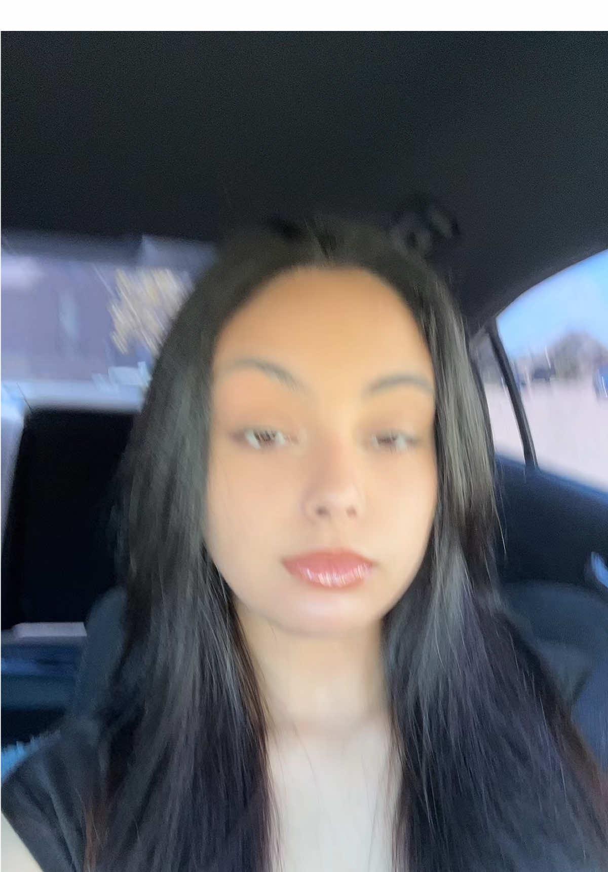 @Desi💋