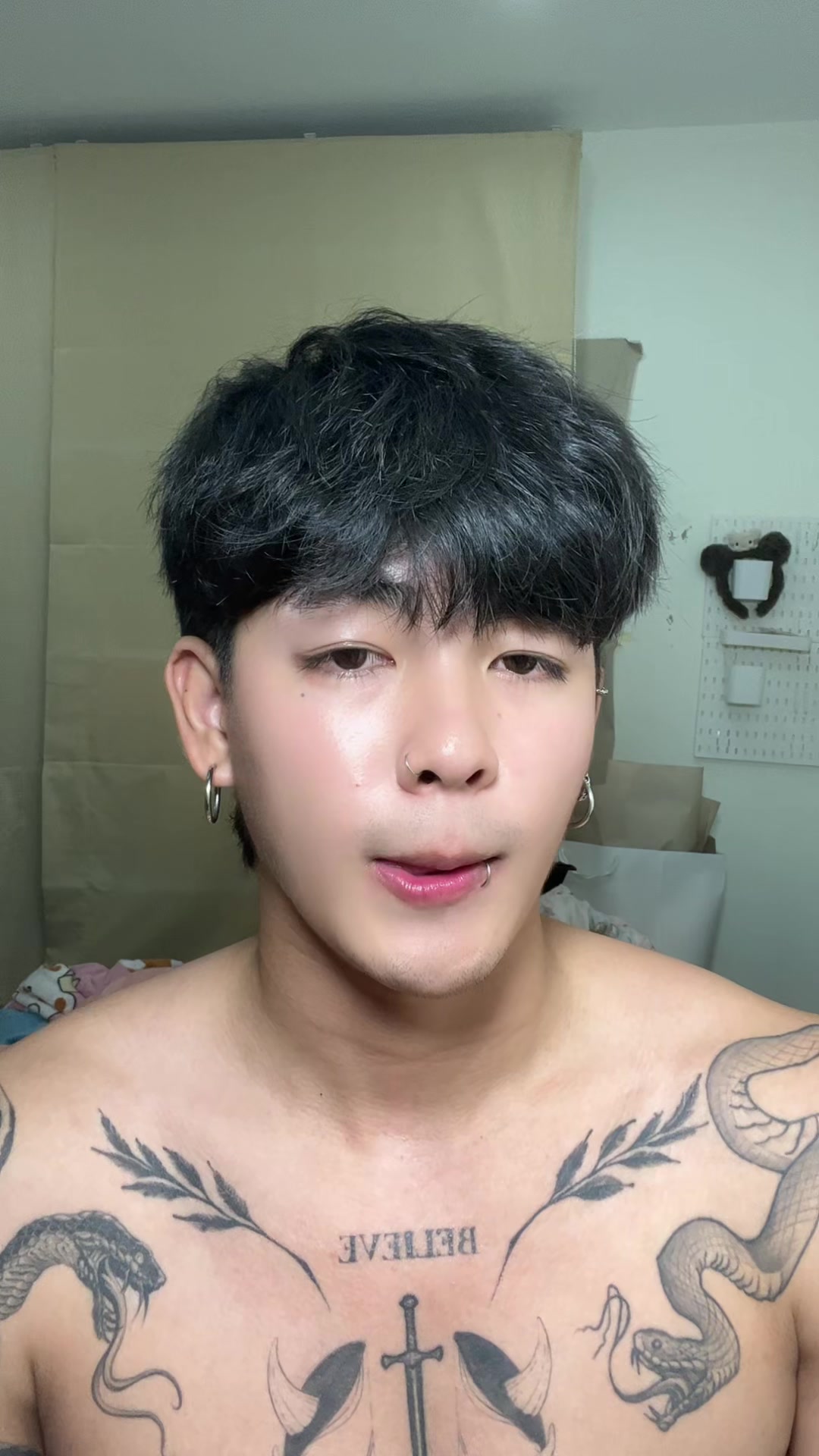 @เพชร ธรวะ