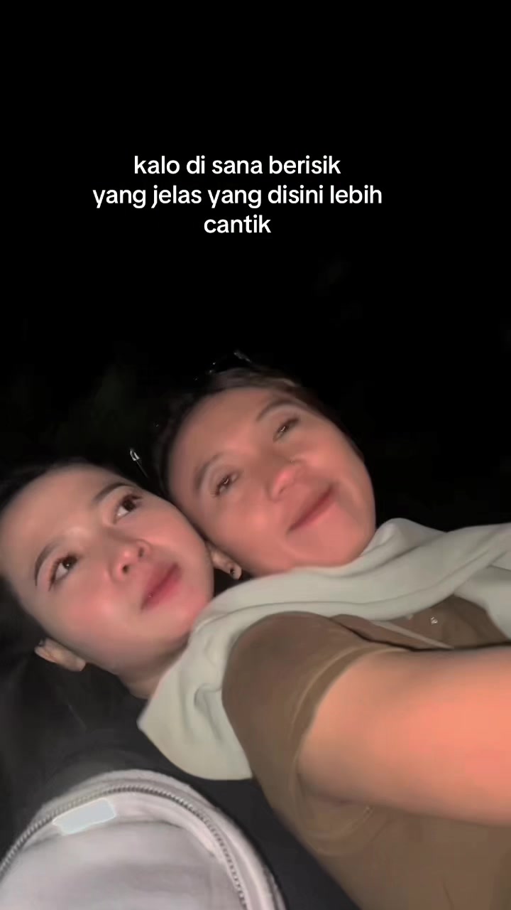 @Anisaratu👑