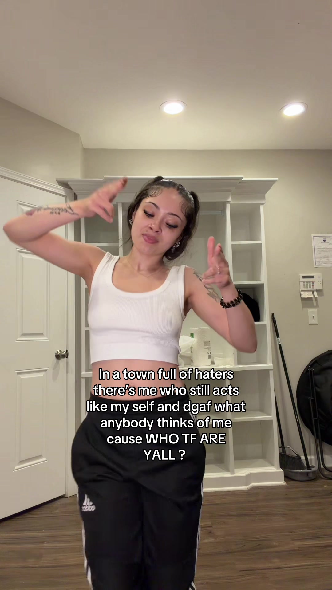 @Nisiana