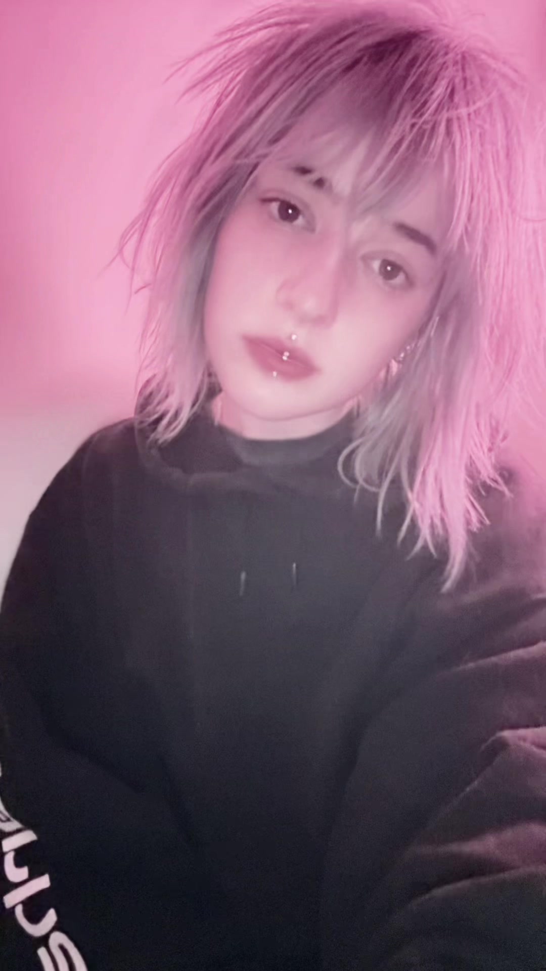 @ᶻ 𝘇 𐰁