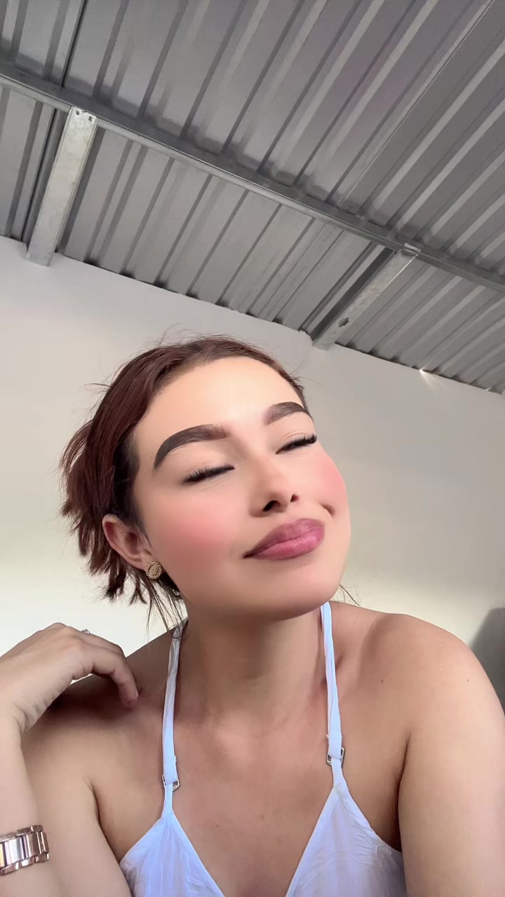 @𝑱 𝒂 𝒎 𝒊 𝒍 𝒆 𝒕 𝒉