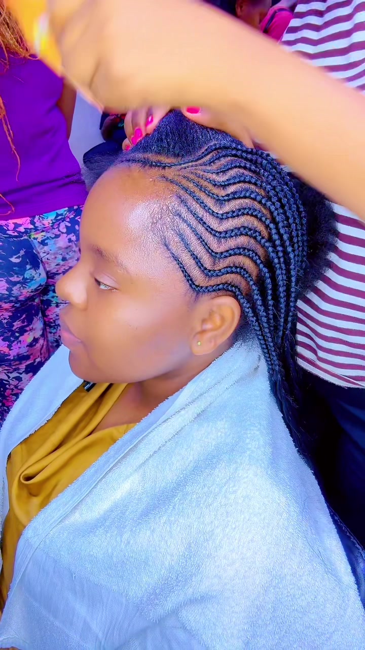@VIP QUEENS SALON